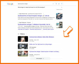 Im Screenshot siehst du, wie YouTube Videos bei entsprechenden Suchanfragen auf der Google SERP dargestellt werden. 